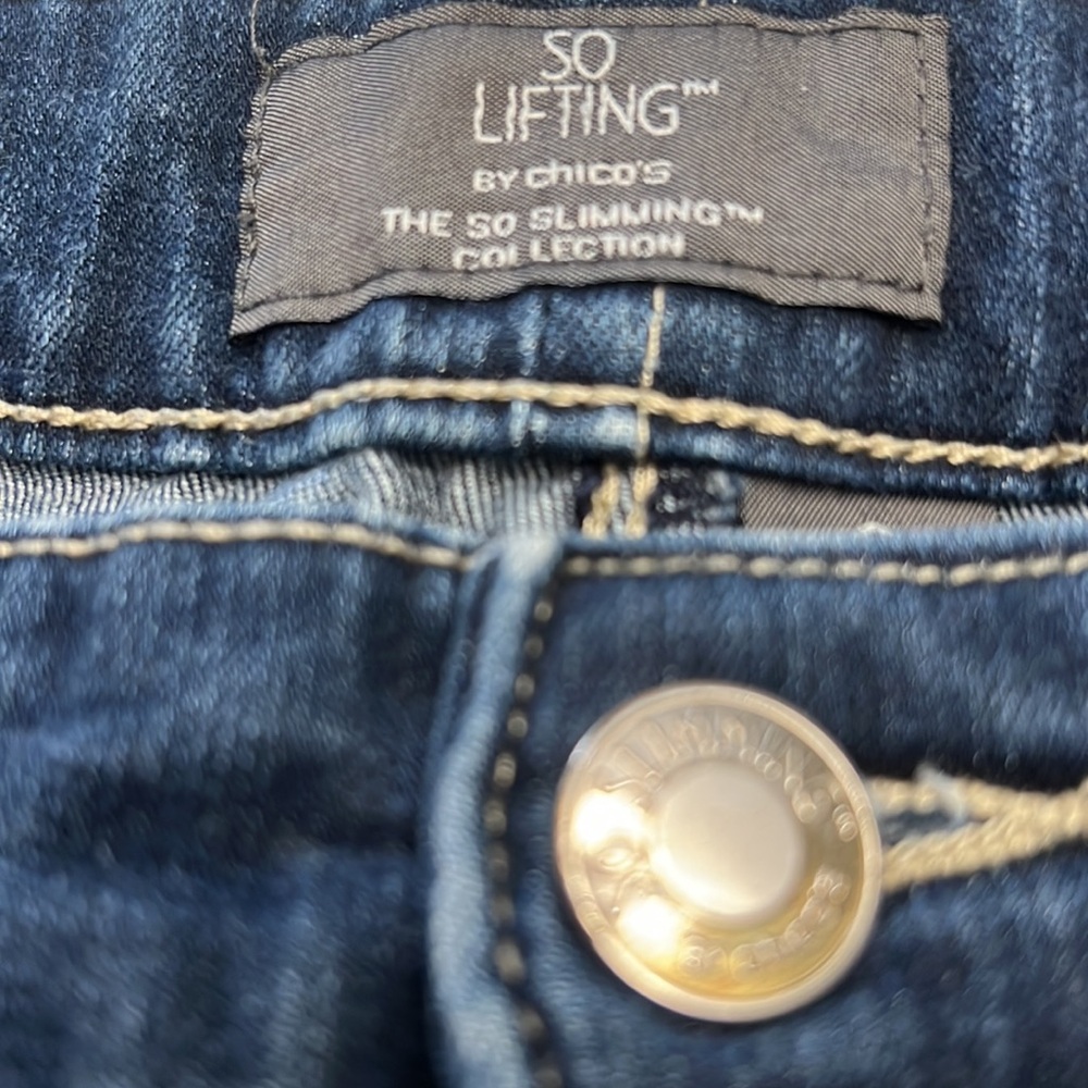 So lifting by Chico’s. Size 2. Waist= 35”. - Picture 7 of 7